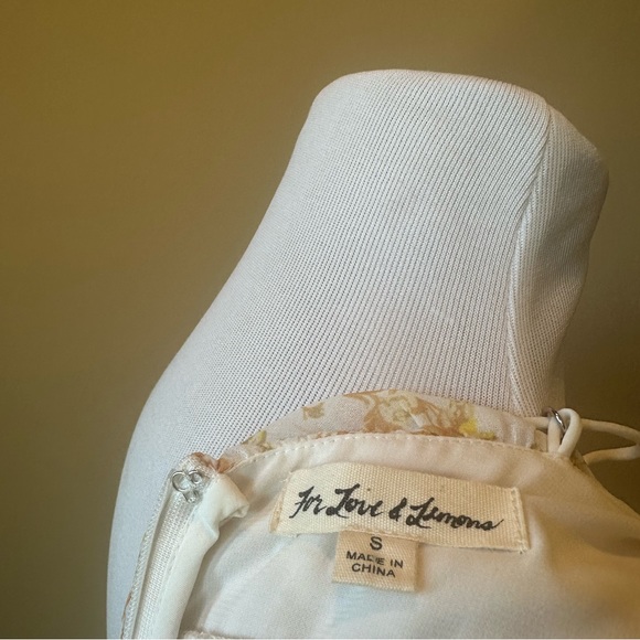 For love and lemons yellow floral mini dress. Size S - Picture 3 of 3